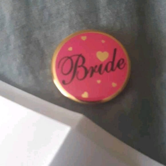 Bride Accessories Bundle - Picture 3 of 4